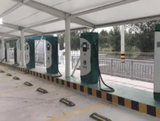 好消息！全國3100個高速公路服務區建成充電樁1萬3千余個