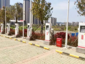 武夷新區73個充電樁投入試運營