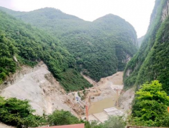 平塘甲茶：加速推進新型工業化建設