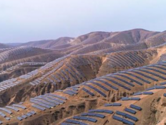 “十四五”期間甘肅省首個光伏大型地面電站全容量并網
