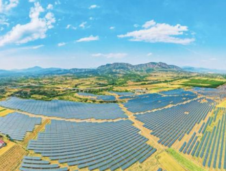 頂上發電地上種田