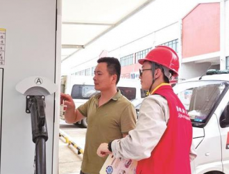廣聯生豬交易市場建成新能源充電站