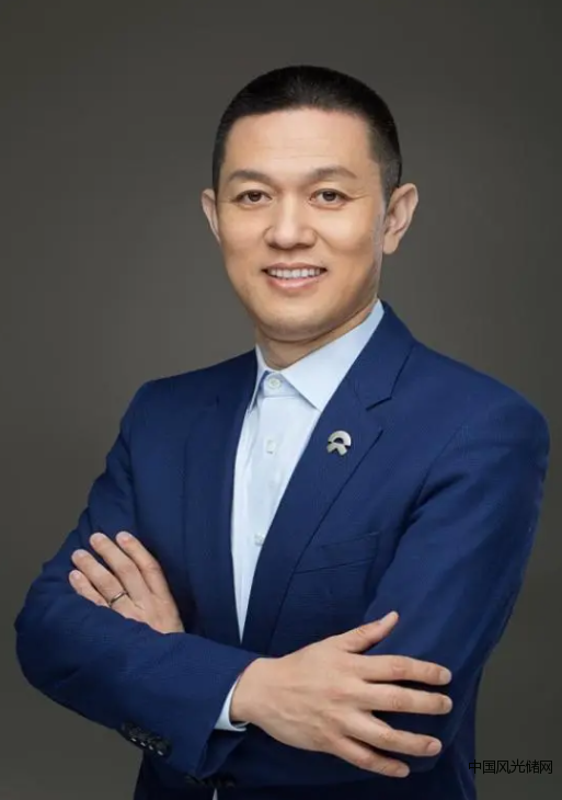 李總