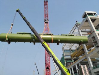 田灣核電站7號機組常規島除氧器吊裝引入就位